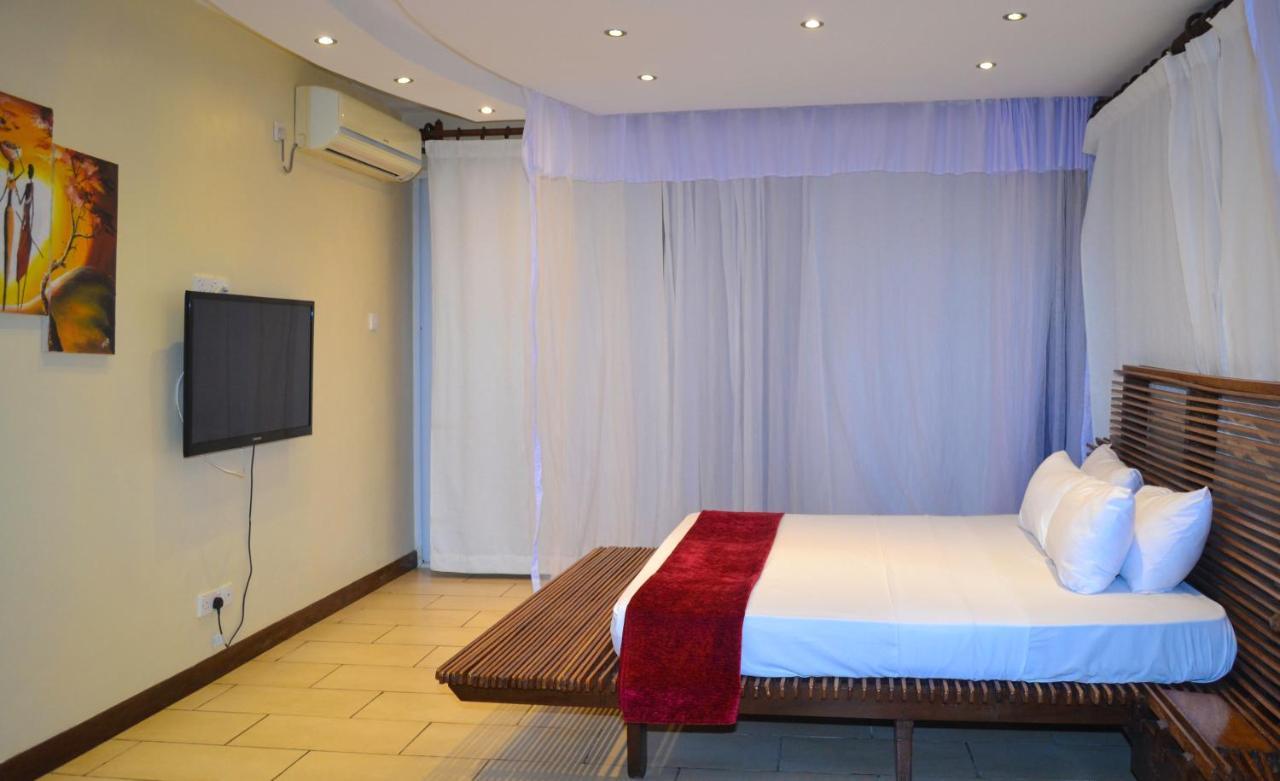 Cowrie Shell Beach Apartments Official Bamburi Eksteriør billede