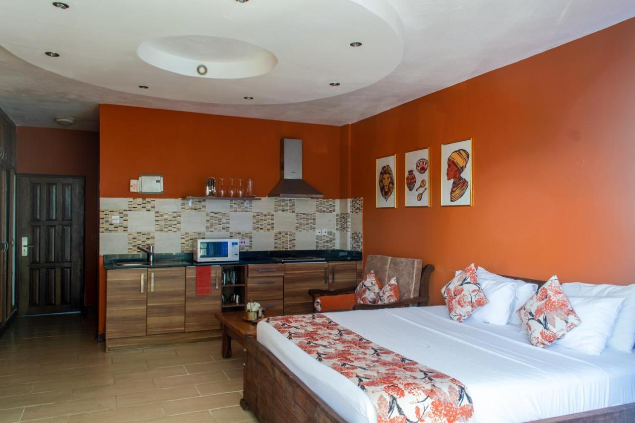Cowrie Shell Beach Apartments Official Bamburi Eksteriør billede