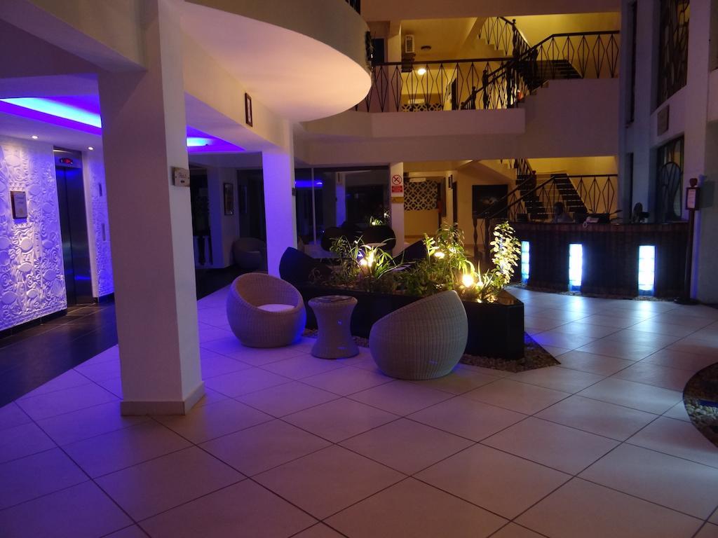 Cowrie Shell Beach Apartments Official Bamburi Eksteriør billede