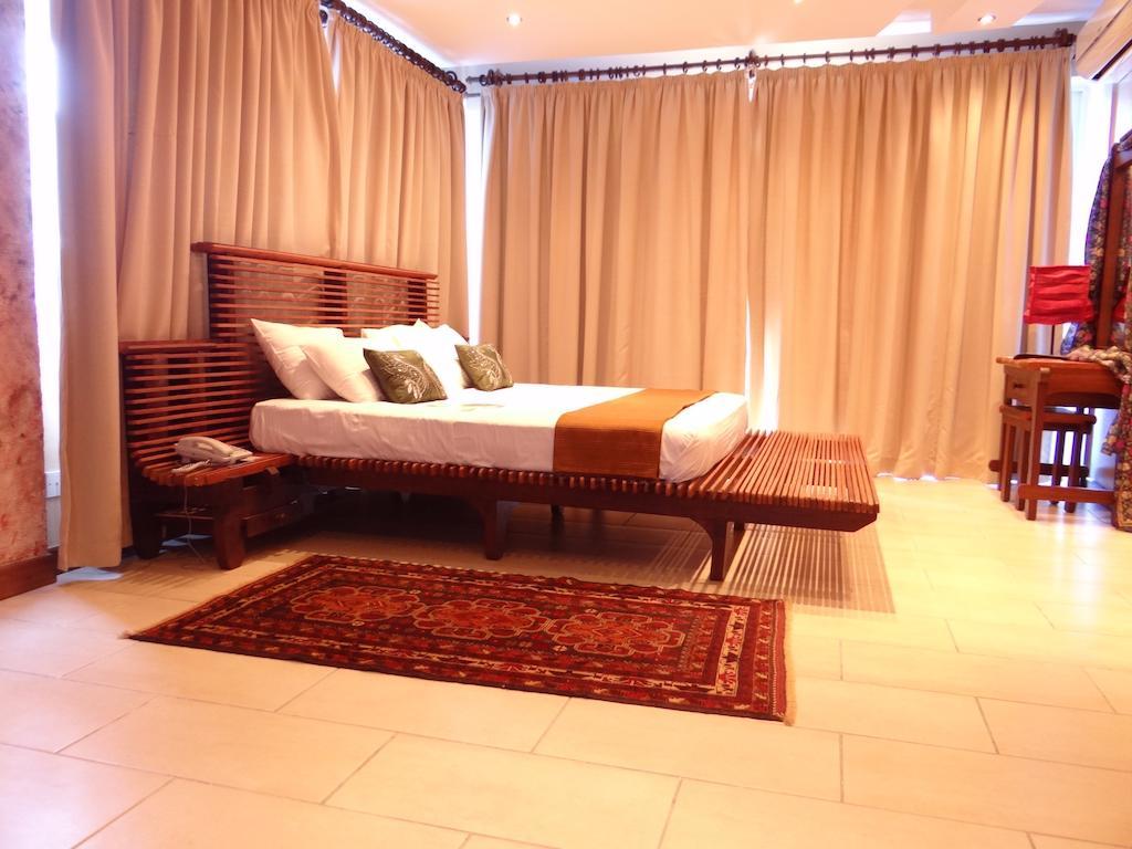 Cowrie Shell Beach Apartments Official Bamburi Eksteriør billede