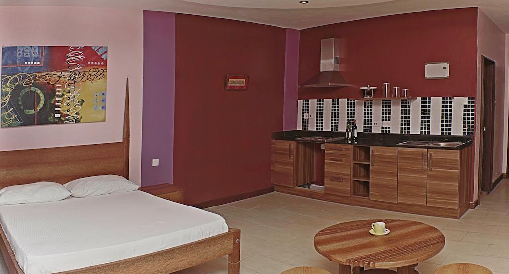 Cowrie Shell Beach Apartments Official Bamburi Eksteriør billede
