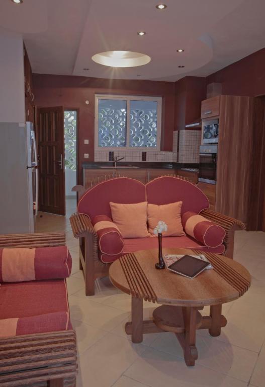Cowrie Shell Beach Apartments Official Bamburi Eksteriør billede