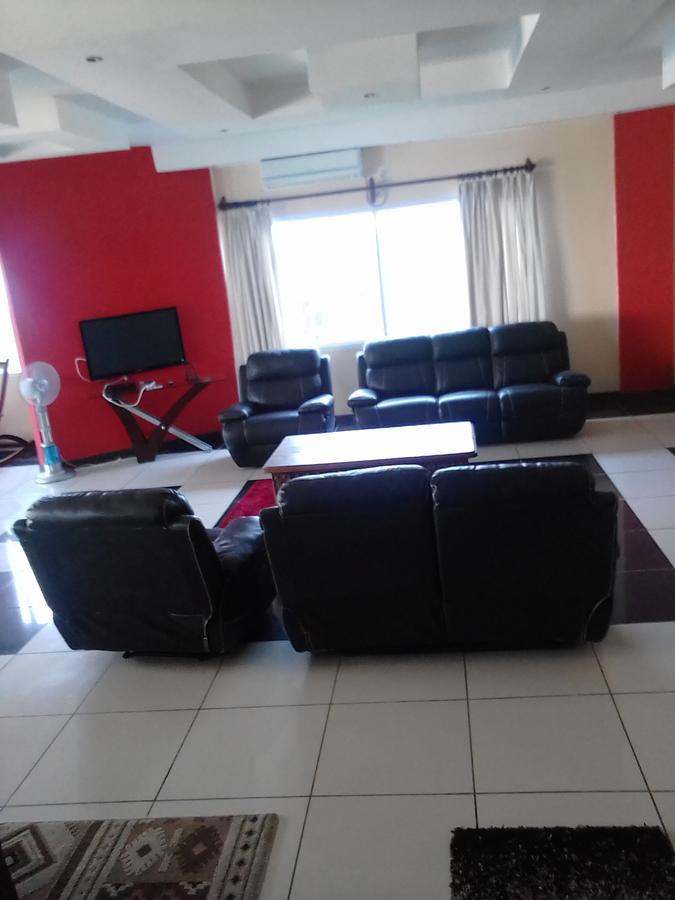 Cowrie Shell Beach Apartments Official Bamburi Eksteriør billede